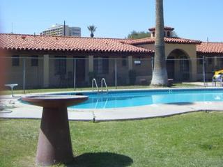 Copper Cactus Inn Tucson Exterior photo